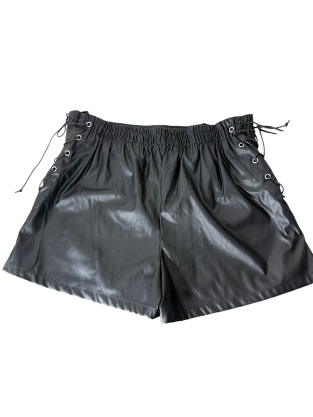 JOLIE & JOY BY FCT WITH LOVE New Black Faux Leather High Rise Shorts Lace Up XL - Picture 6 of 9